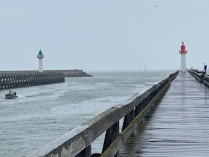 Photo n°26 de Le Kiosque la belle époque Snack Cacher Basari à Deauville ()