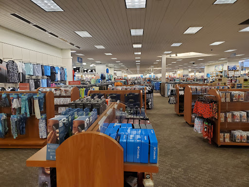 Department Store «Bealls Florida», reviews and photos, 2104 James L Redman Pkwy, Plant City, FL 33563, USA