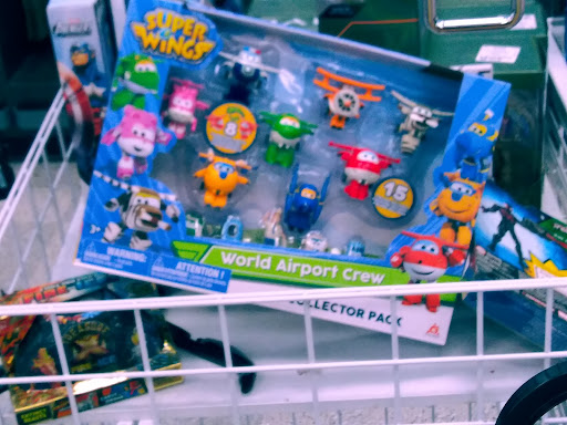 Clothing Store «Ross Dress for Less», reviews and photos, 3000 Gateway St, Springfield, OR 97477, USA