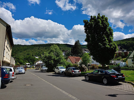 Dr. Frischmann - Dr. Frischmann