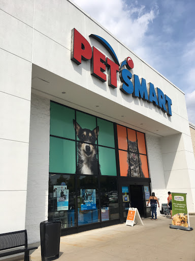 Pet Supply Store «PetSmart», reviews and photos, 1520 Pleasant Valley Rd, Manchester, CT 06042, USA