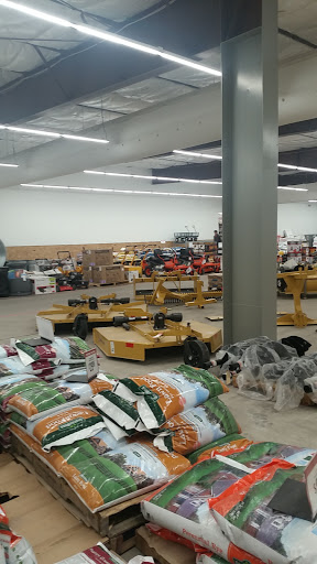 Home Improvement Store «Tractor Supply Co.», reviews and photos, 4724 Penn Ave a, Reading, PA 19608, USA