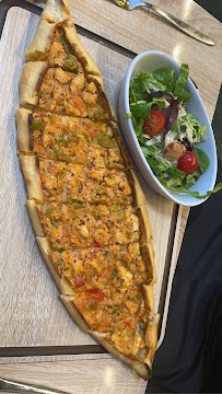 Pide du Restaurant turc Saveurs d'Urfa à Vaujours - n°8