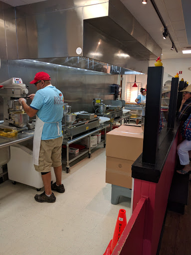 Donut Shop «Duck Donuts», reviews and photos, 100 Wrenn Dr #101, Cary, NC 27511, USA