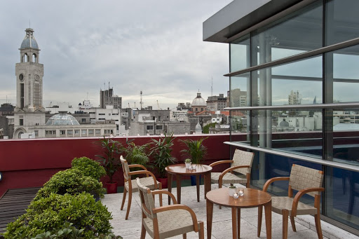 Hoteles rooftop bar en Montevideo