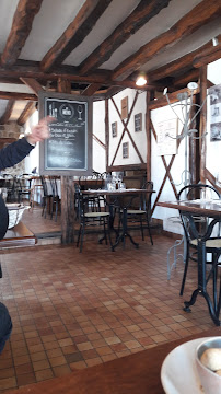 Atmosphère du Restaurant La Chaumière à Mouroux - n°19