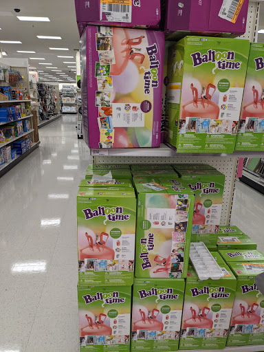 Shopping Mall «Argyle Square Shopping Center», reviews and photos, 8315 SW Jack Burns Blvd, Wilsonville, OR 97070, USA