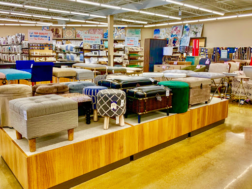 Home Goods Store «Tuesday Morning», reviews and photos, 15921 Manchester Rd, Ellisville, MO 63011, USA