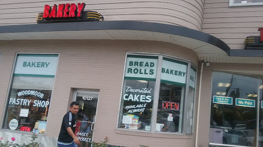 Shopping Mall «Woodmoor Shopping Center», reviews and photos, 10115 Colesville Rd, Silver Spring, MD 20901, USA