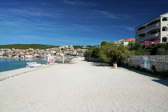 Okrug Gornji III beach