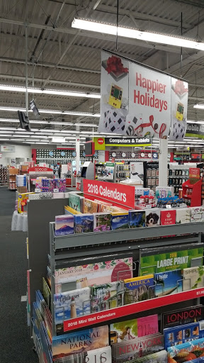 Office Supply Store «Staples», reviews and photos, 2550 Albany Ave, West Hartford, CT 06117, USA