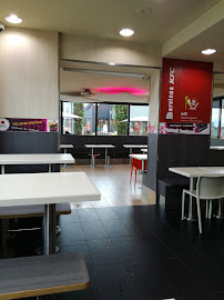 Atmosphère du Restaurant KFC Pontault-Combault - n°17