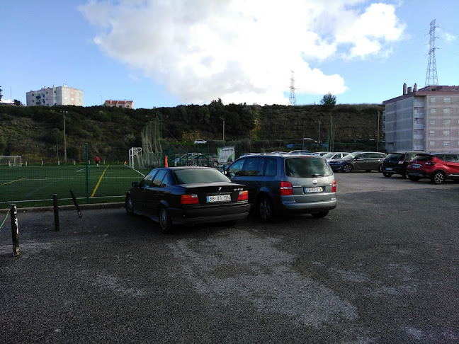 C.D. Belas Futebol - Campo de futebol