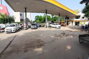 Indraprastha Gas Limited CNG Station image