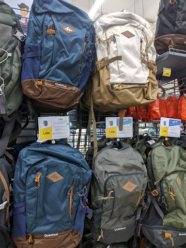 Stores to buy women's backpacks Delhi