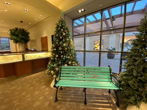 Jewelry Store «Tiffany & Co.», reviews and photos, 2905 E Skyline Dr, Tucson, AZ 85718, USA