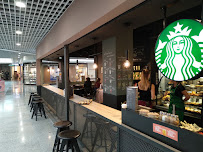 Atmosphère du Café Starbucks Coffee Saint-Orens à Saint-Orens-de-Gameville - n°6