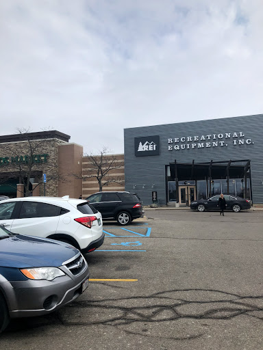 Camping Store «REI», reviews and photos, 970 W Eisenhower Pkwy, Ann Arbor, MI 48103, USA