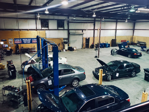 Auto Repair Shop «European Motor Cars», reviews and photos, 4010 McGinnis Ferry Rd, Alpharetta, GA 30005, USA