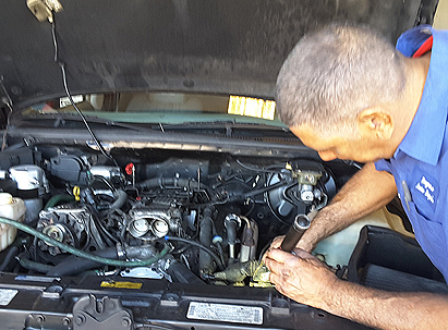 Auto Repair Shop «Reynoso Auto Repair», reviews and photos, 200 W Carroll St, Kissimmee, FL 34741, USA