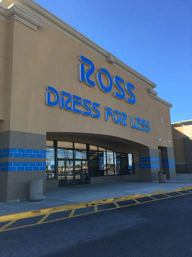 Clothing Store «Ross Dress for Less», reviews and photos, 5220 Jimmy Lee Smith Pkwy, Hiram, GA 30141, USA