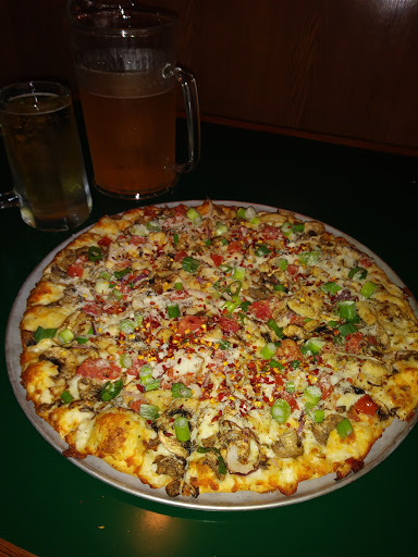 Pizza Restaurant «Round Table Pizza», reviews and photos, 7201 Archibald Ave, Rancho Cucamonga, CA 91701, USA