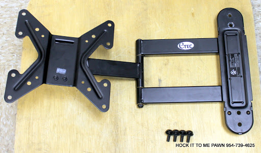 Pawn Shop «HOCK IT TO ME PAWN , TREASURE FINDERS INC.», reviews and photos, 5447 N State Rd 7, Tamarac, FL 33319, USA