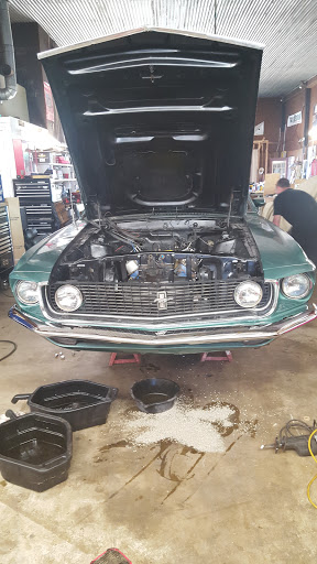 Truck Accessories Store «Southern Truck & Custom, LLC. DBA Caroline Custom», reviews and photos, 17651 Rogers Clark Blvd, Milford, VA 22514, USA