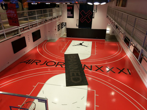 Shoe Store «Footaction», reviews and photos, 32 S State St, Chicago, IL 60603, USA