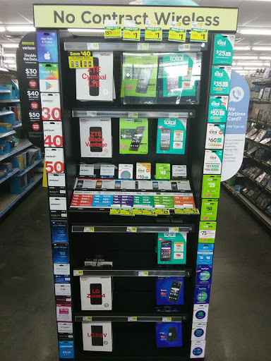 Home Goods Store «Dollar General», reviews and photos, 160 N 4th St, Eagle Lake, FL 33839, USA