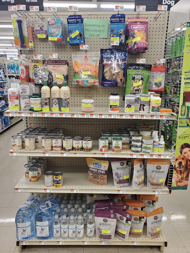 Pet Supply Store «Pet Supplies Plus», reviews and photos, 887 N Lexington-Springmill Rd, Mansfield, OH 44906, USA