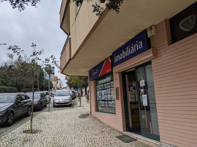 Avaliações doÁrea X em Oliveira de Azeméis - Imobiliária