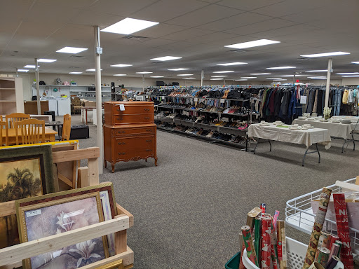 Thrift Store «Ascension Catholic Thrift Shop», reviews and photos, 1208 Aurora Rd, Melbourne, FL 32935, USA