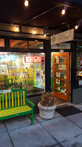 Frozen Yogurt Shop «TartBerry», reviews and photos, 915 SW 9th Ave, Portland, OR 97205, USA