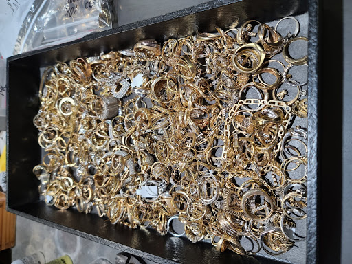 Gold Dealer «Belleair Coins, Gold, & Diamonds», reviews and photos, 1350 W Bay Dr, Largo, FL 33770, USA