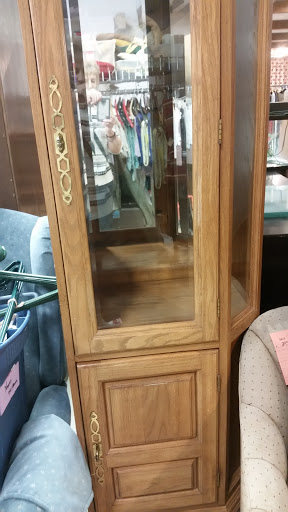 Thrift Store «The Salvation Army Family Store & Donation Center», reviews and photos, 2700 Droste Rd, St Charles, MO 63301, USA
