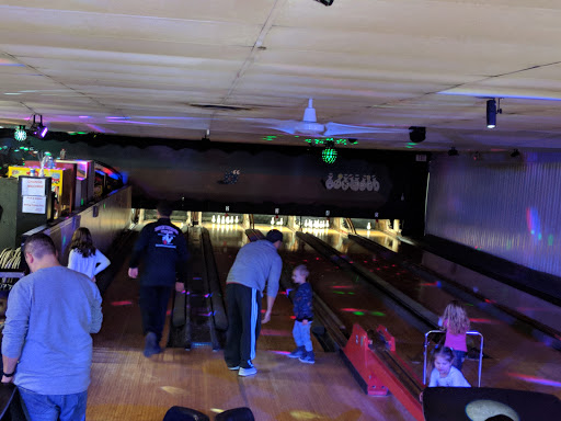 Bowling Alley «Devon Duckpin Lanes», reviews and photos, 551 Naugatuck Ave, Milford, CT 06460, USA