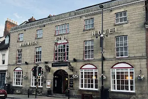 The Warwick Arms Hotel image