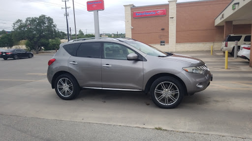 Used Car Dealer «Chalo Auto Sales», reviews and photos, 2038 E Houston St, San Antonio, TX 78202, USA