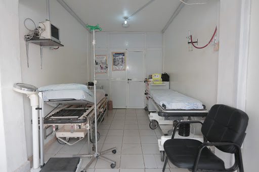 Chivar Specialist Hospital and Urology Centre Ltd, 68 Abidjan St, Wuse, Abuja, Nigeria, Hospital, state Nasarawa