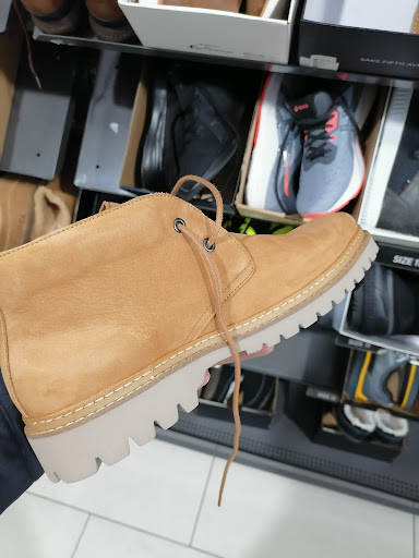 Department Store «Saks OFF 5TH», reviews and photos, 3885 Eagan Outlets Pkwy, Eagan, MN 55122, USA