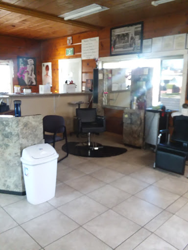 Beauty Salon «Escandalos Beauty Salon», reviews and photos, 1802 E Harding Way, Stockton, CA 95209, USA