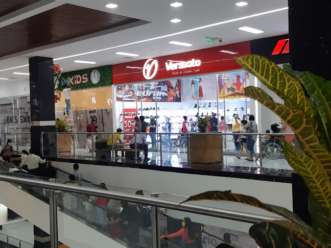 Opiniones de Verssato Mall Del Río en Guayaquil - Zapatería