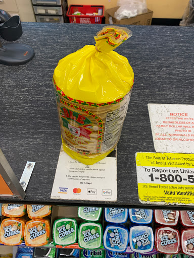 Discount Store «Dollar General», reviews and photos, 504 E Howard Ave, Pixley, CA 93256, USA