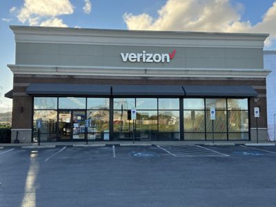 Cell Phone Store «Verizon», reviews and photos, 3047 Wilma Rudolph Blvd, Clarksville, TN 37040, USA