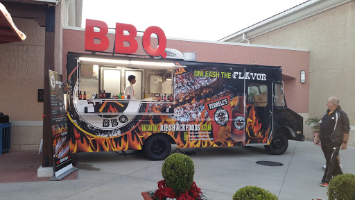 Shopping Mall «Orlando Vineland Premium Outlets», reviews and photos, 8200 Vineland Ave, Orlando, FL 32821, USA