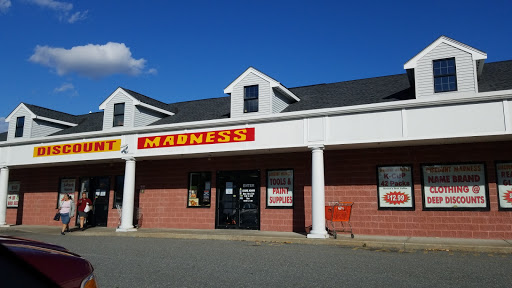 Clothing Store «Discount Madness», reviews and photos, 44 Bridge St, Pelham, NH 03076, USA