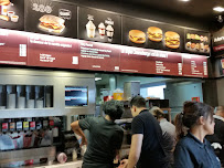 Atmosphère du Restauration rapide McDonald's Porte de la Villette à Paris - n°19