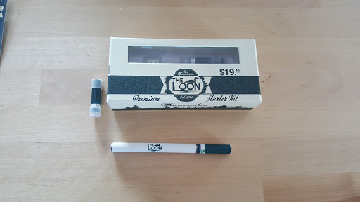 Tobacco Shop «Tundra Smoke Shop», reviews and photos, 2719 S Oneida St, Green Bay, WI 54304, USA