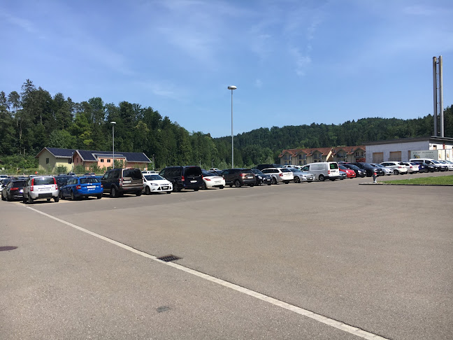 Rezensionen über Parking Spinnerei an der Lorze in Zug - Parkhaus